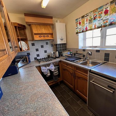 Hunston Mill Self Catering Dog Stay For Free Chichester Buitenkant foto