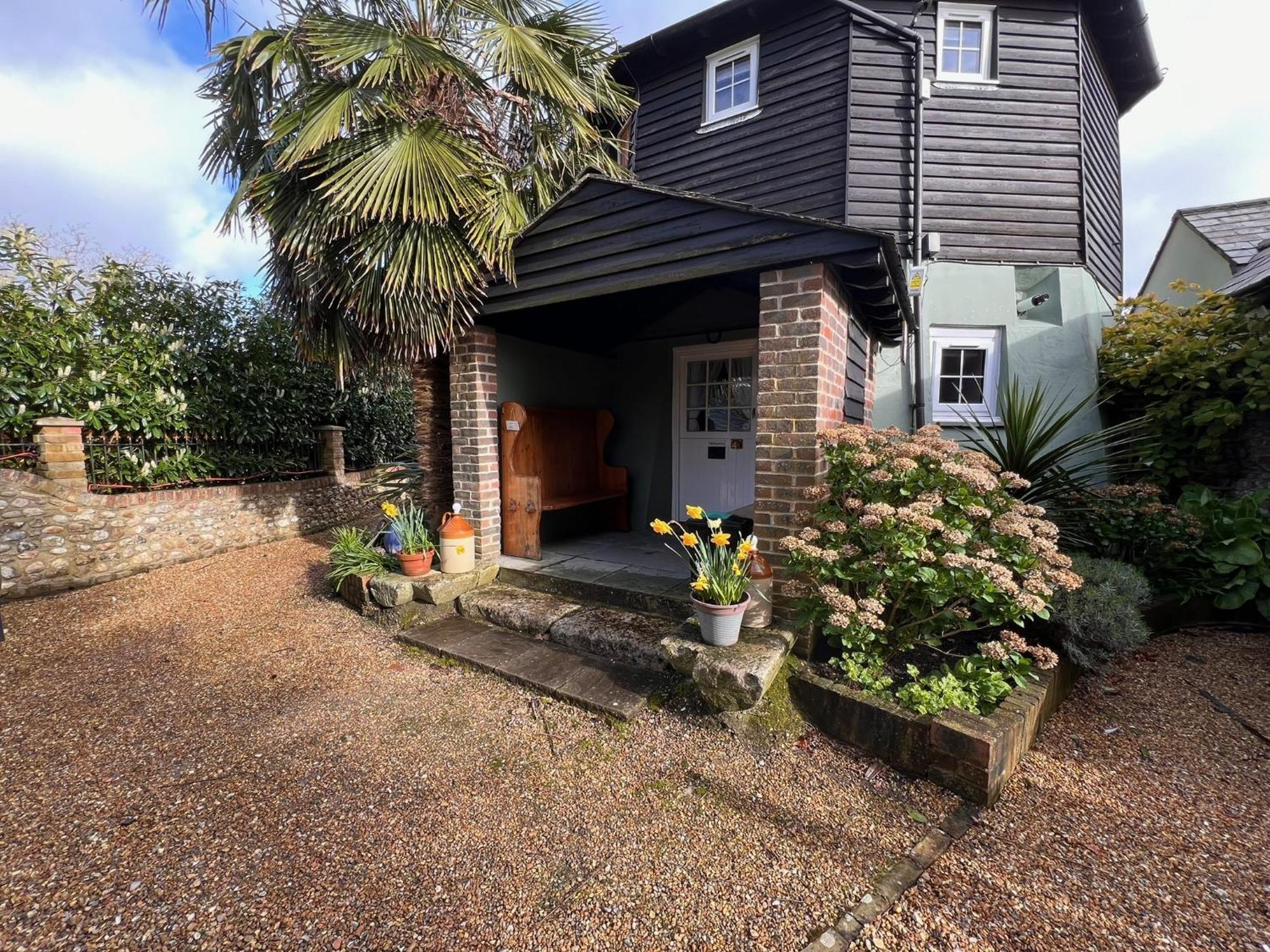 Hunston Mill Self Catering Dog Stay For Free Chichester Buitenkant foto