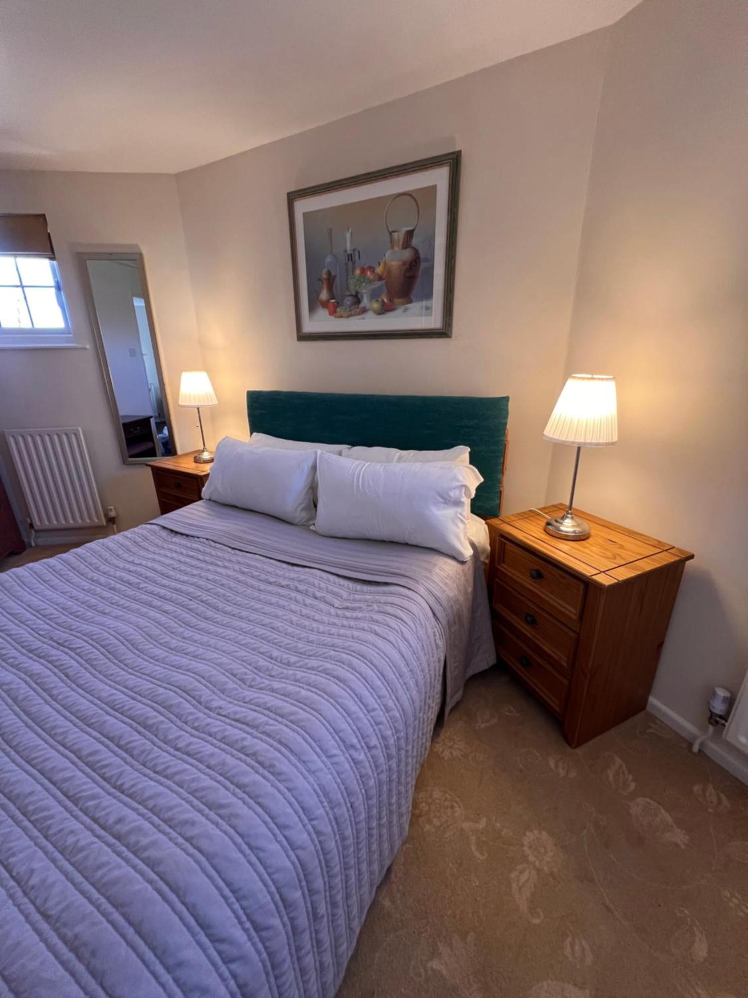Hunston Mill Self Catering Dog Stay For Free Chichester Buitenkant foto